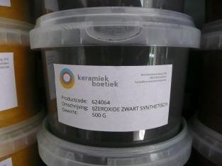 IJZEROXIDE ZWART 500 G